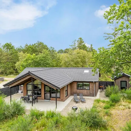 Holiday home Beautiful In Romo With Kitchen Romo Kirkeby